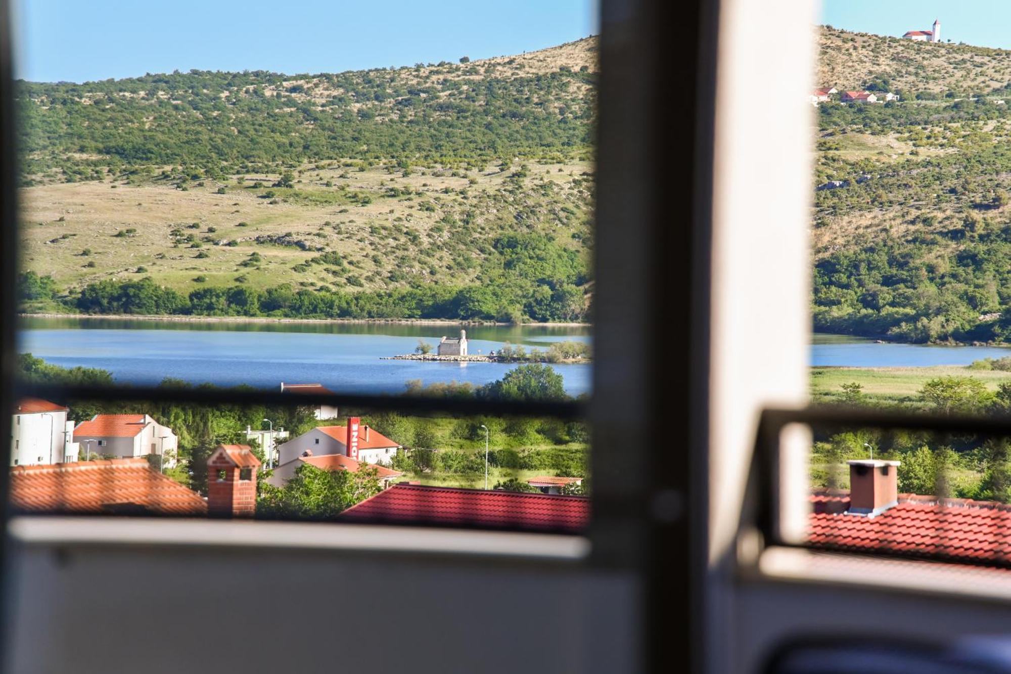 Veliki Apartman Petra Posedarje Δωμάτιο φωτογραφία