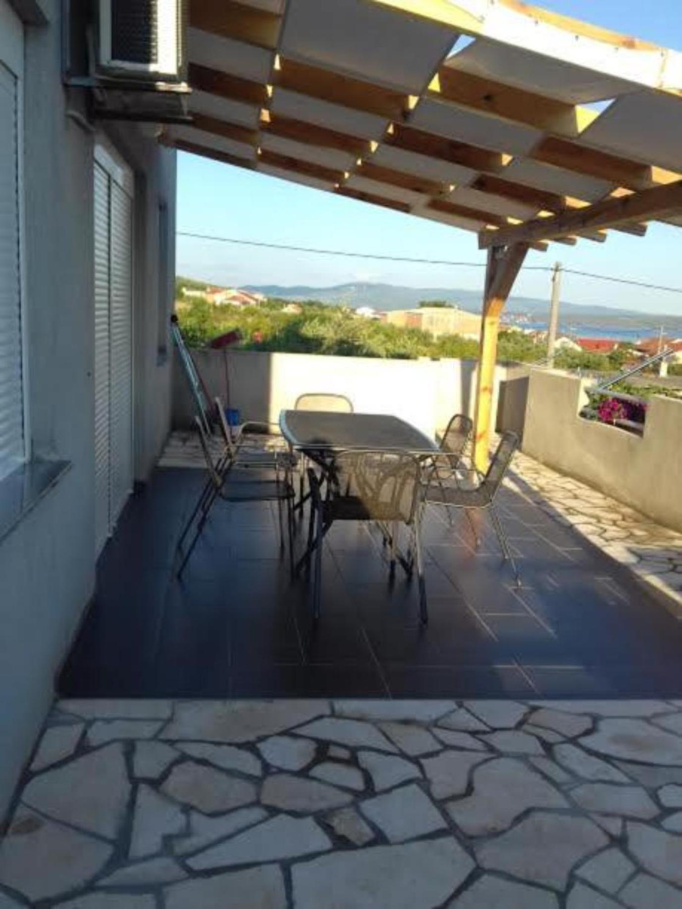Veliki Apartman Petra Posedarje Εξωτερικό φωτογραφία