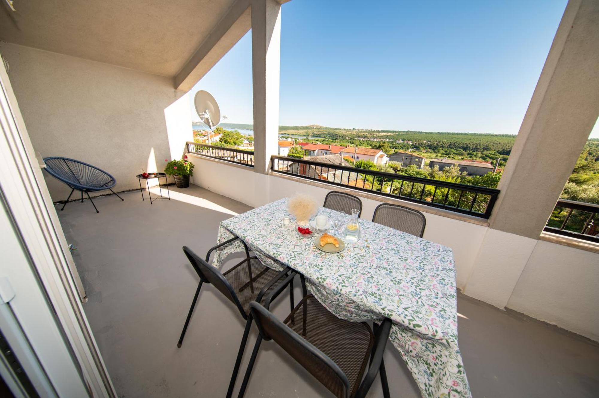 Veliki Apartman Petra Posedarje Εξωτερικό φωτογραφία